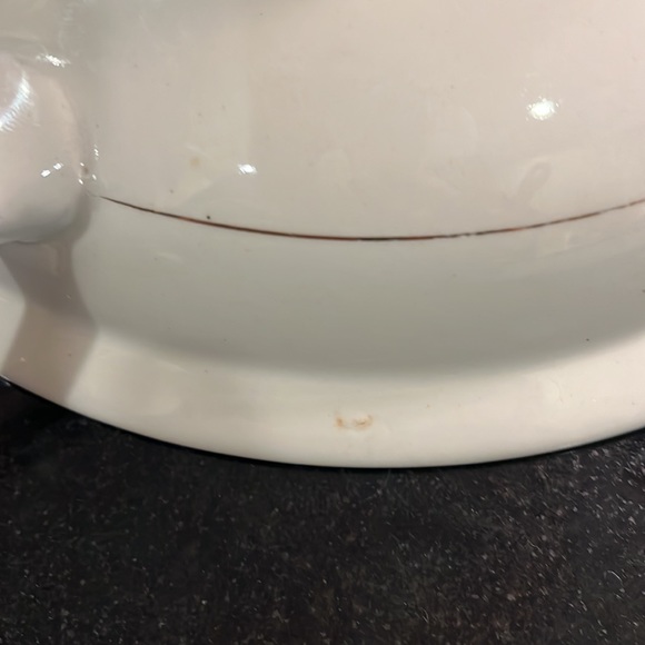 Round Covered Vegetable Netherland by JOHNSON BROTHERS - Picture 8 of 10